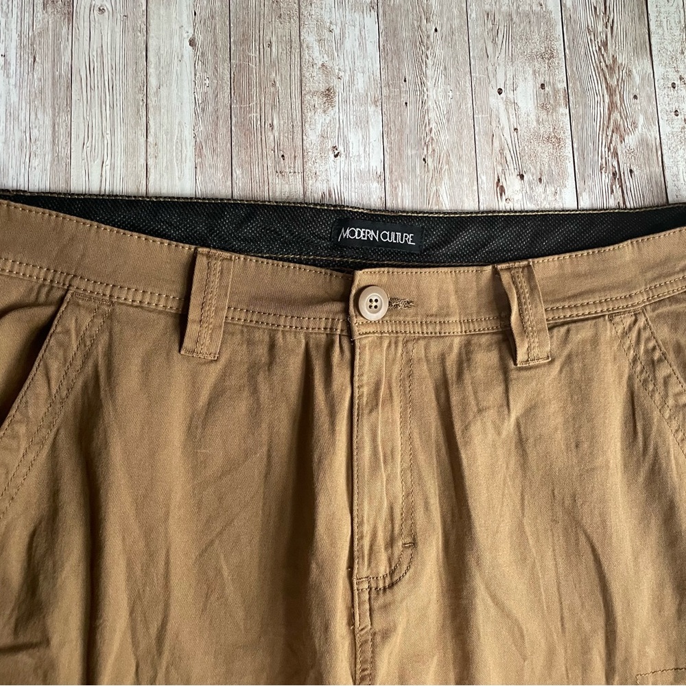 Modern Culture Men's Cargo Shorts with Belt 36W Dark Khaki - Picture 12 of 16